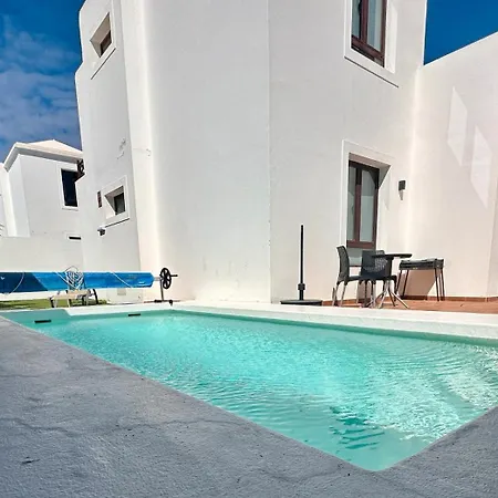Casa Lunnett Villa