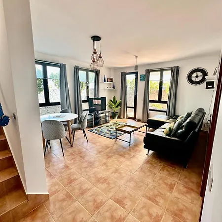 Casa Lunnett *